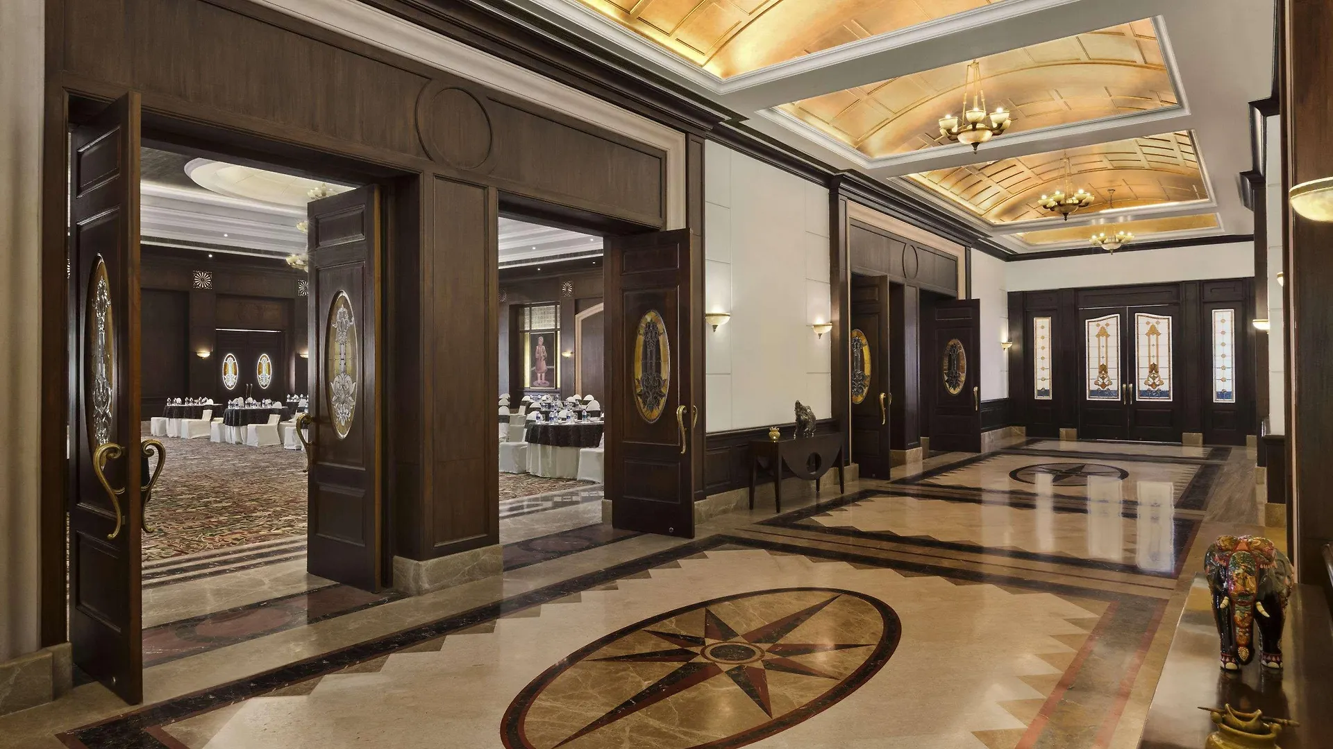 Ramada Plaza By Wyndham Jhv Varanasi 5*,  India