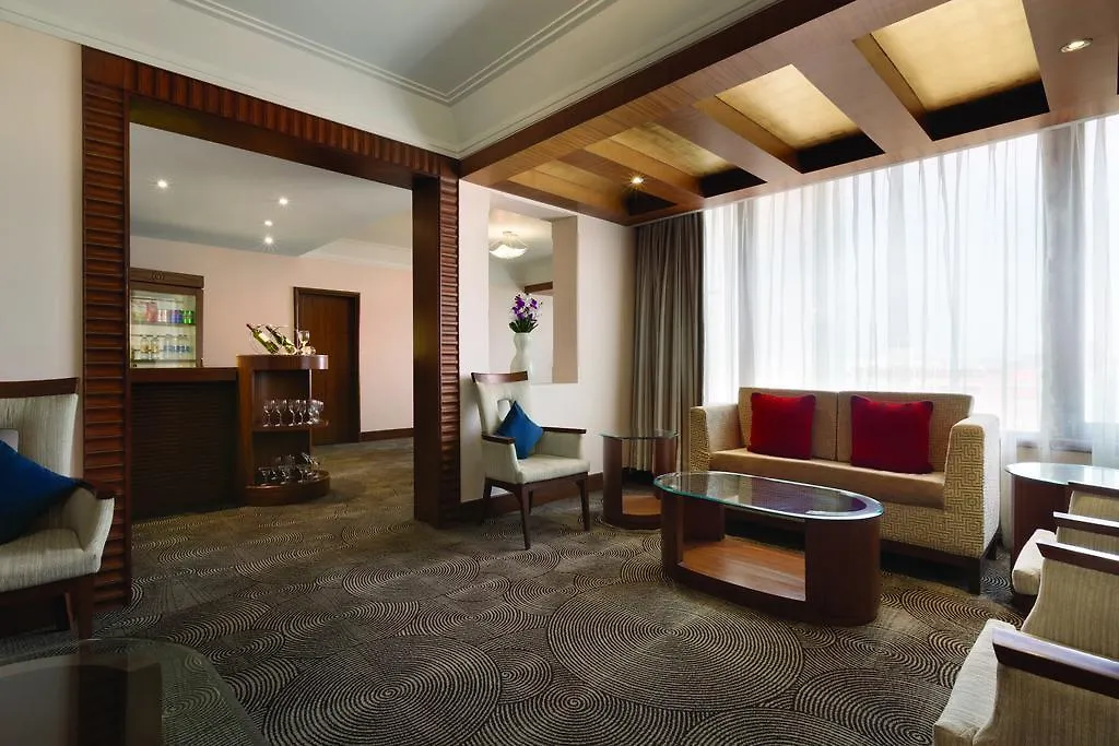 Hotel Ramada Plaza By Wyndham Jhv Varanasi